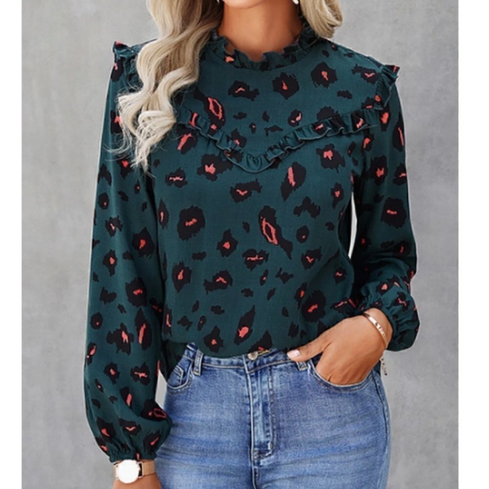 𝅺WOMEN'S Green and Pink Leopard Ruffled Blouse